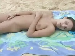 バナナと猫を性交する台所でポニーテールを ...