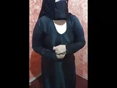 アジアの美しさに満ちたエネルギー溢れる女 ...